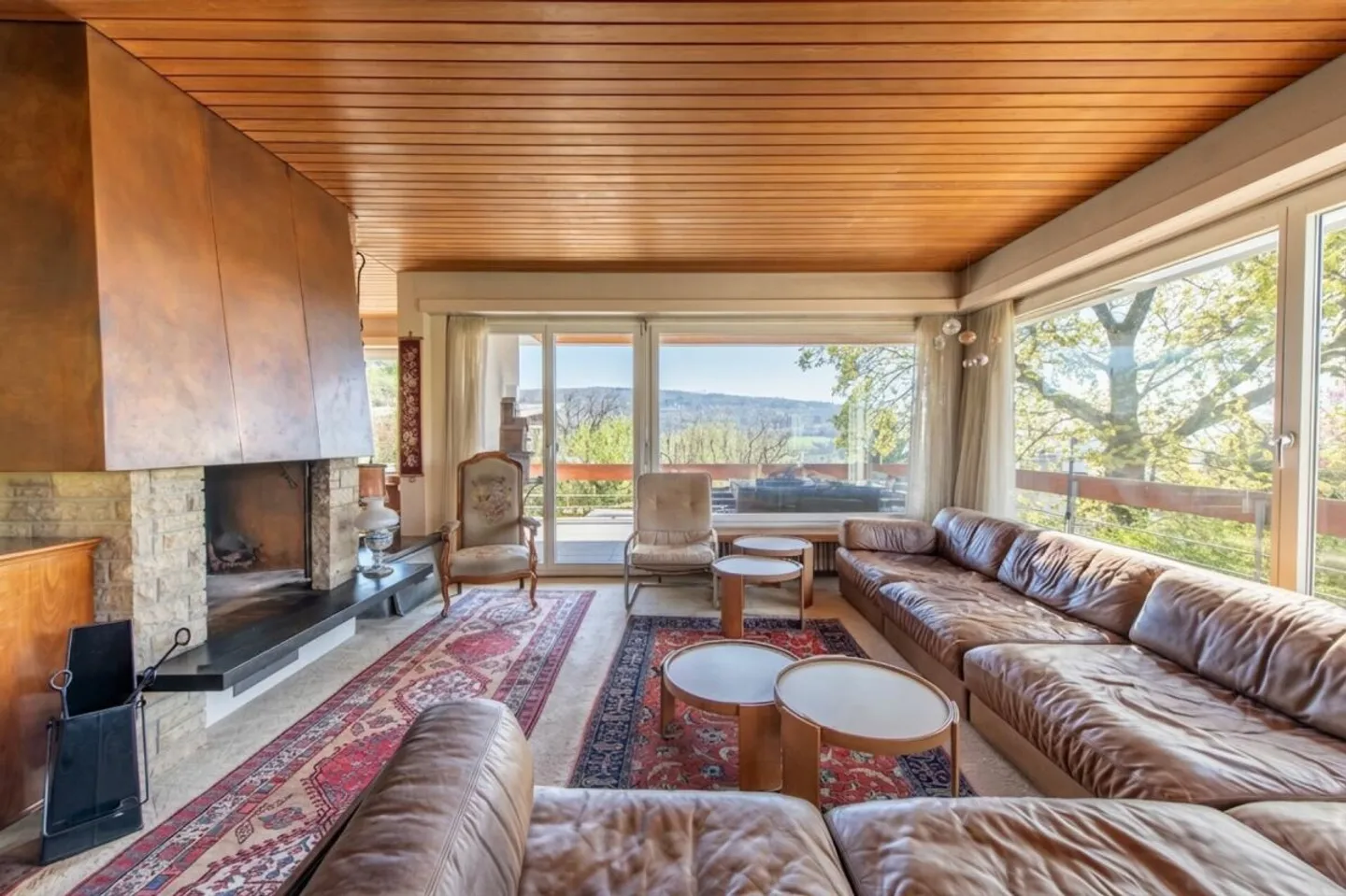 Spacious Family Home with Views - Photo 3 of 13