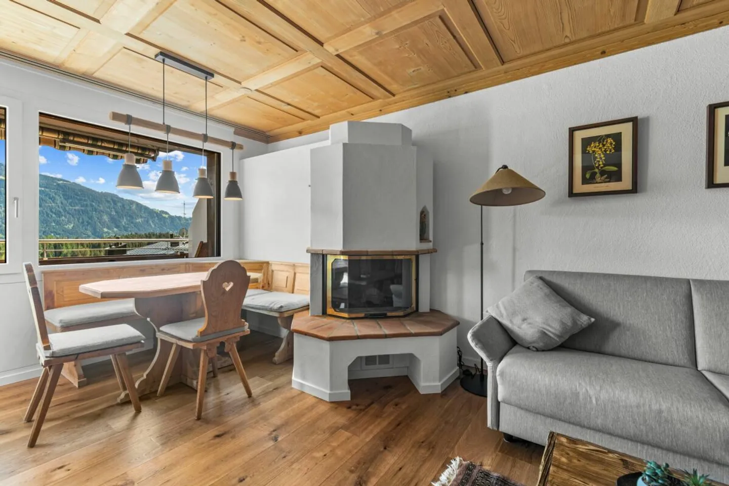 LAAX RETREAT | Freshly renovated holiday home for singles, couples, and families - Photo 4 of 13