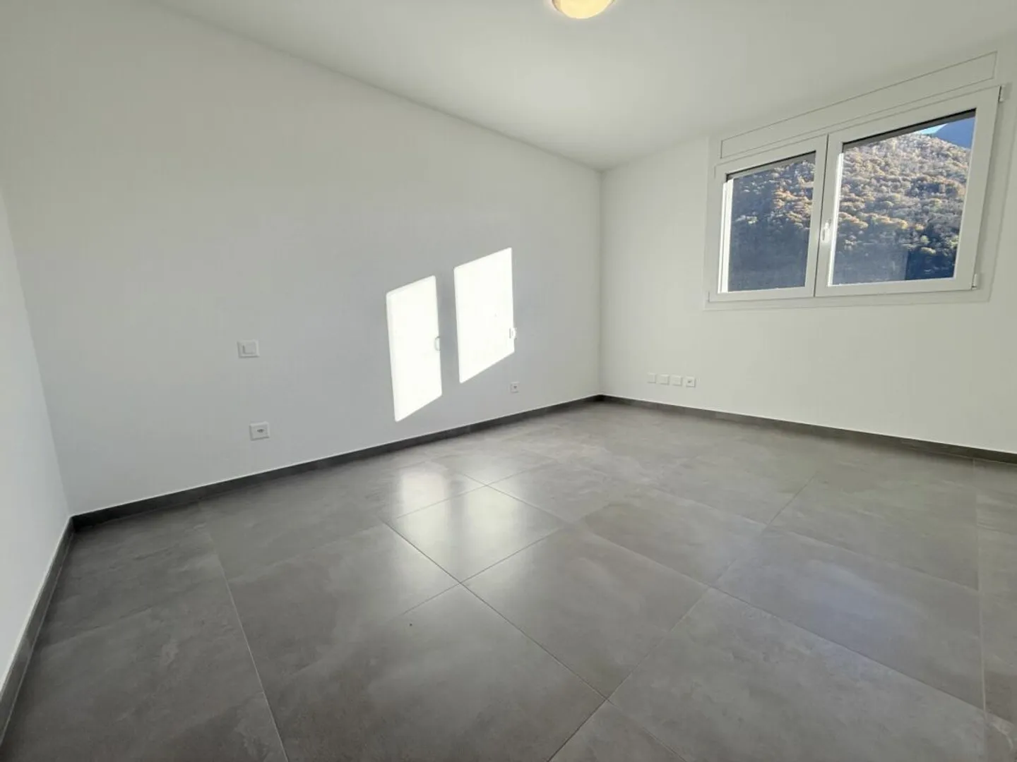 Nuovo appartamento di 4,5 stanze con standard elevato in una casa plurifamiliare con sole 3 unità abitative - Foto 9 di 12