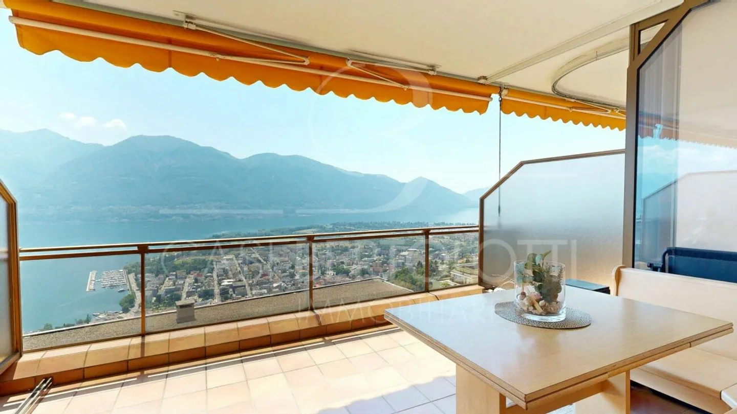 Vista. Tranquillità. Lago Maggiore. - Foto 4 di 8