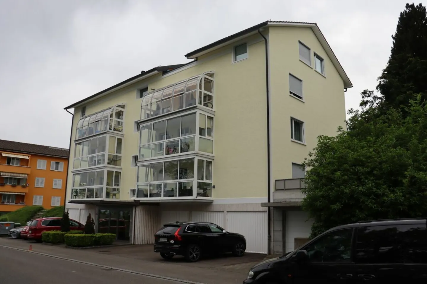 Zentrale Wohnung mit Balkon - Foto 1 von 9