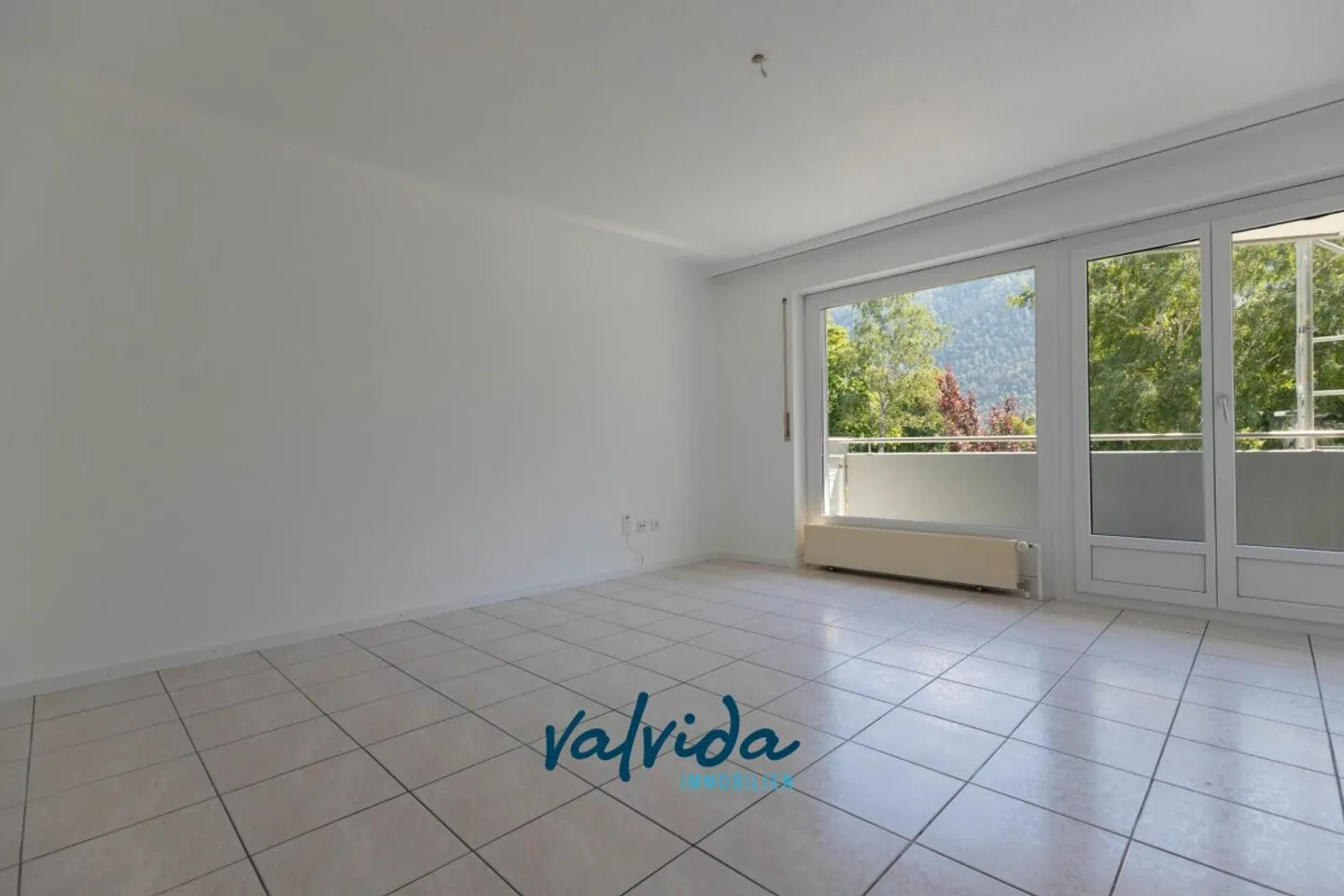 Appartamento 4.5 stanze in una posizione tranquilla e soleggiata - Foto 4 di 8