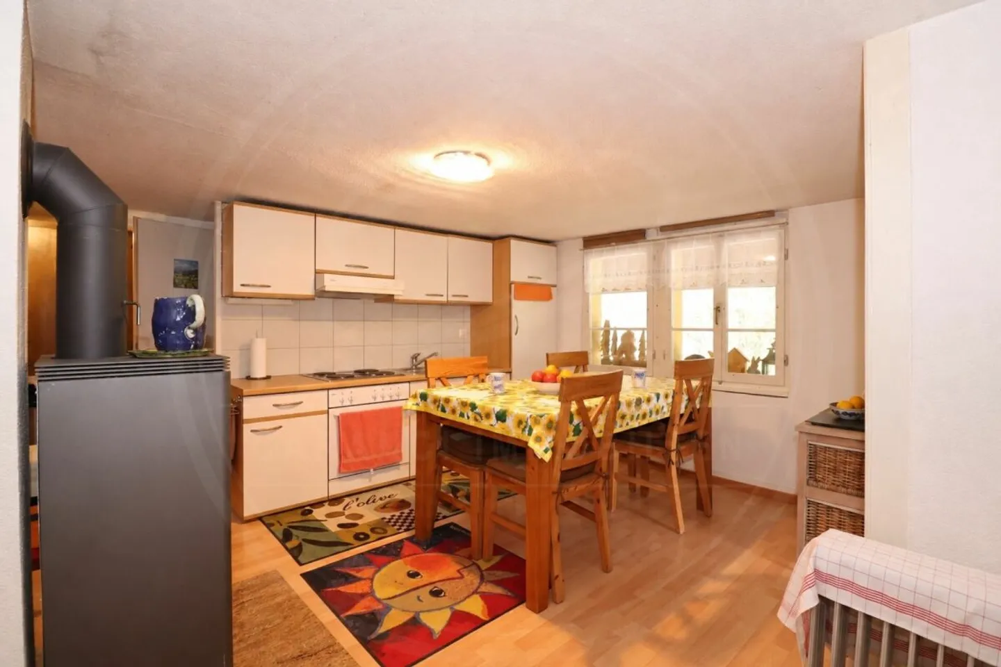 Casa bifamiliare con stalla e terreni agricoli a Wettingen - Foto 5 di 13