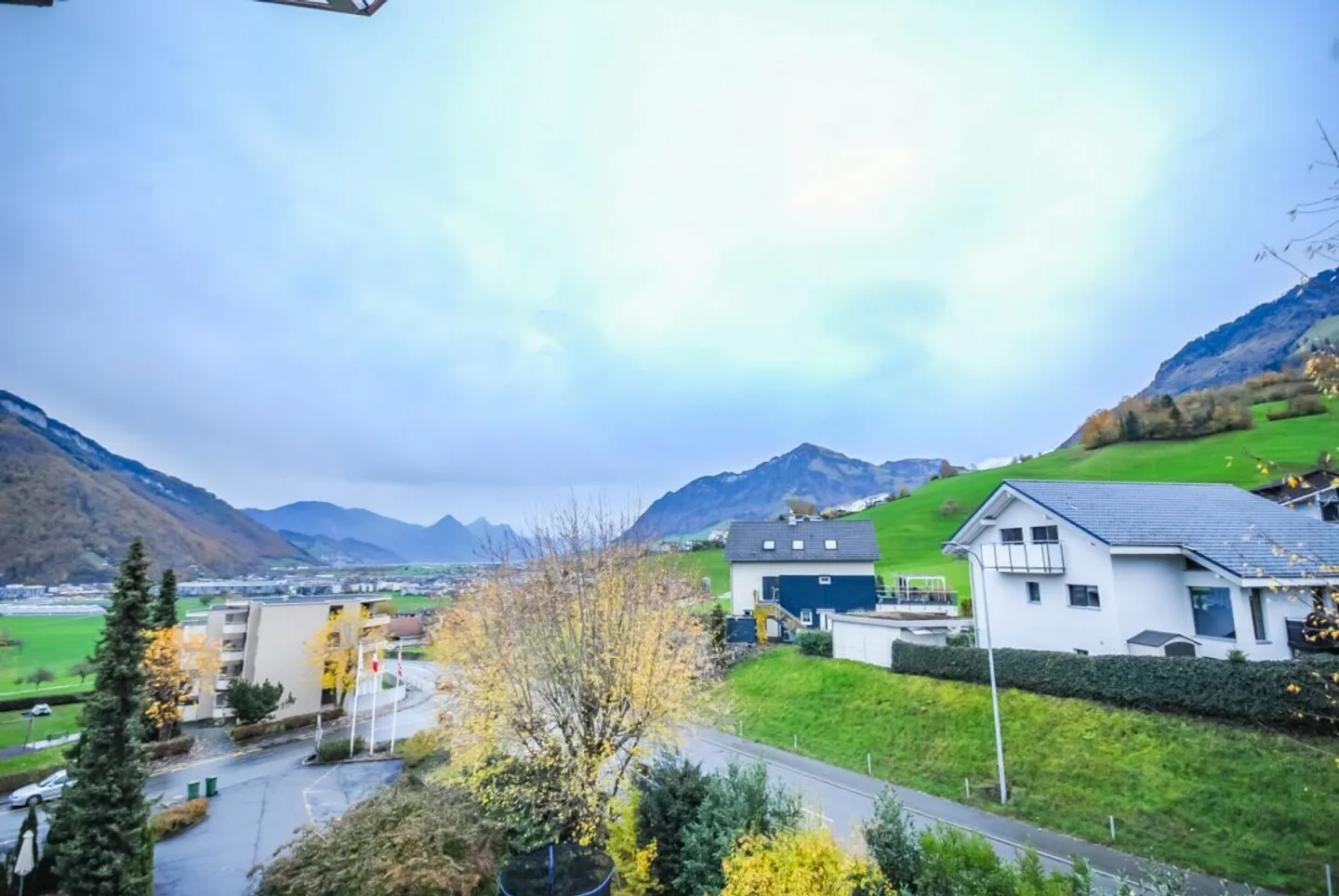 Grosszügige 4.5-Zimmer-Wohnung mit Balkon - Foto 10 von 12