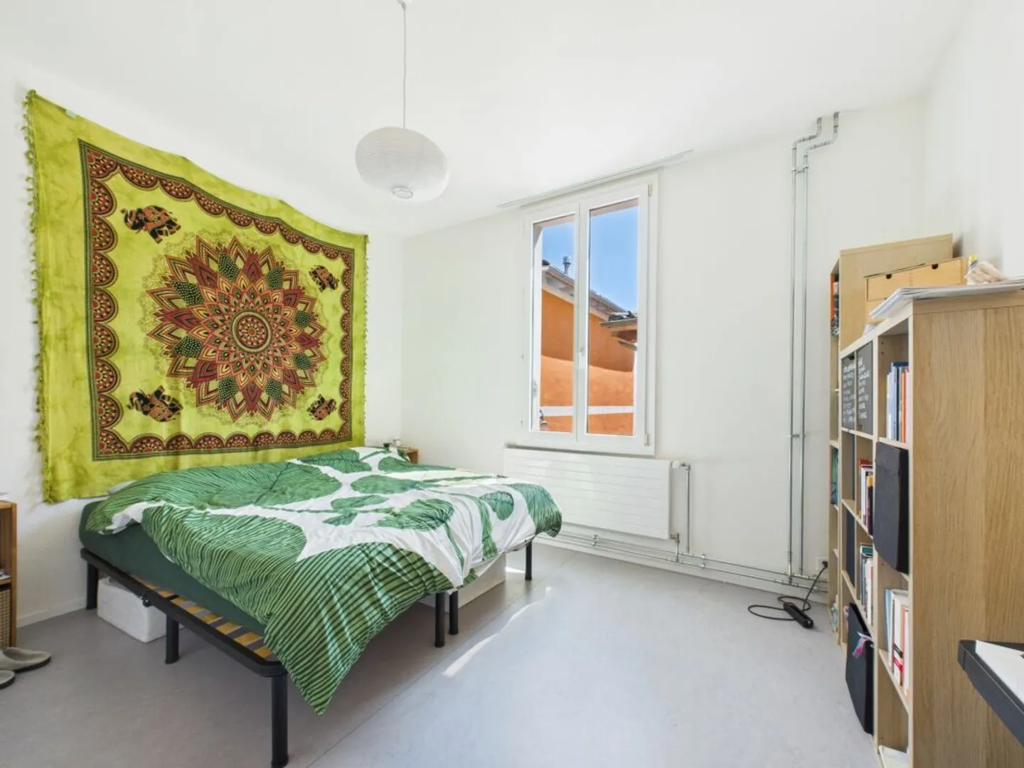 Elegant Apartment with Large Terrace - Photo 8 of 13