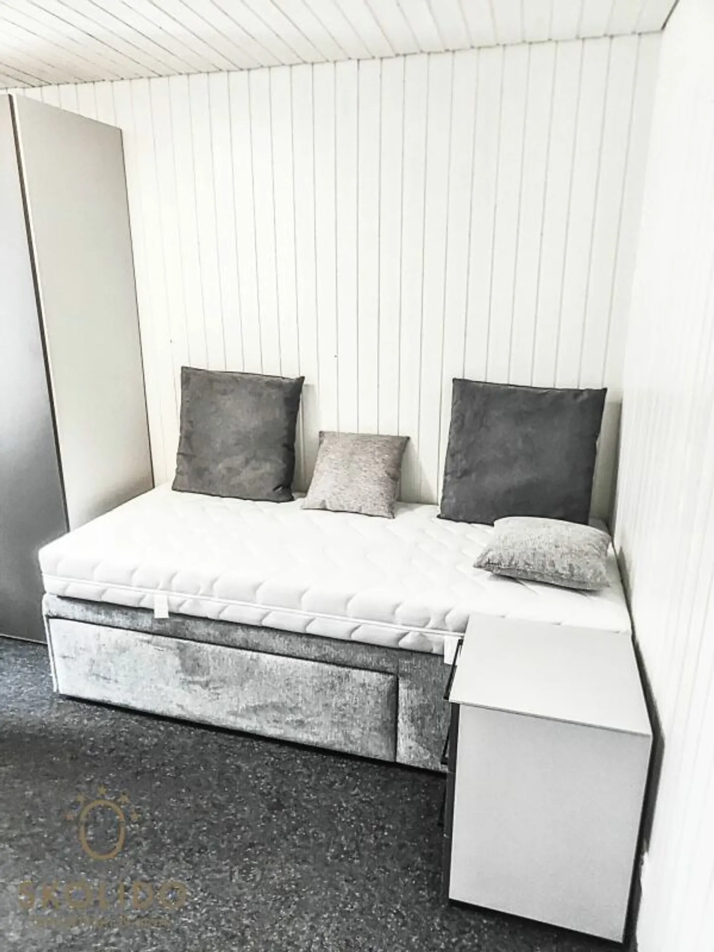 Beautiful, renovated & furnished 3 ½ room maisonette apartment in Visp - Photo 4 of 13