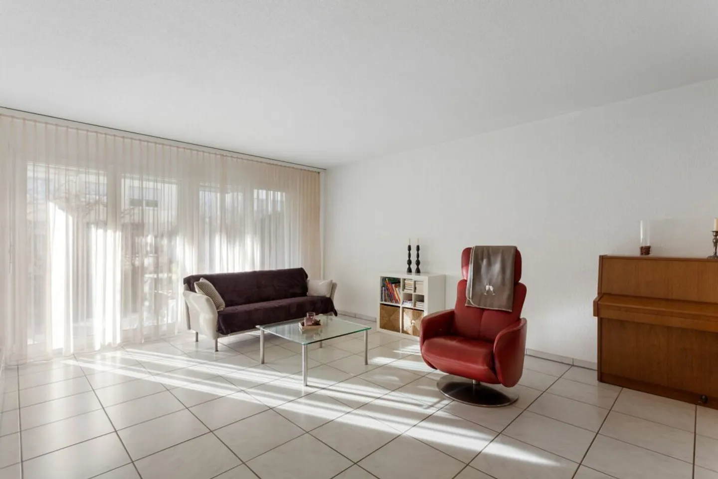 HAPPINESS OF LIVING with private garden! - Photo 6 of 13