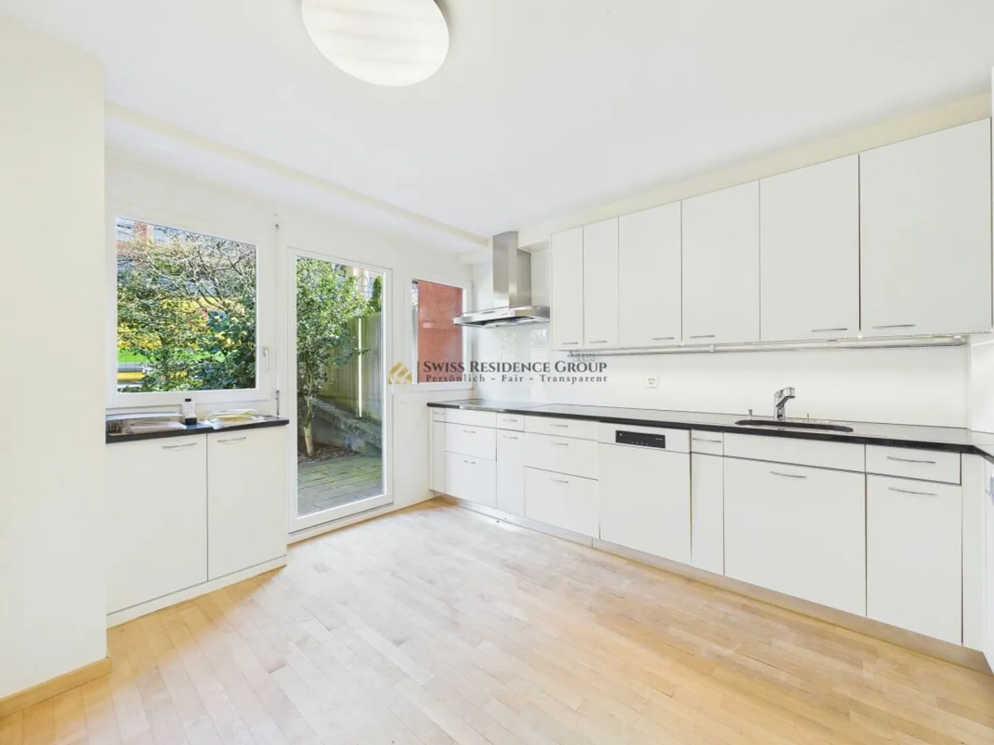 Sonniges Familienhaus mit Garten - Foto 3 von 13