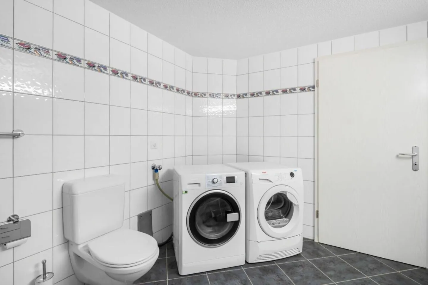 Living like in your own house - 4.5-room apartment with sunny garden - Photo 6 of 6