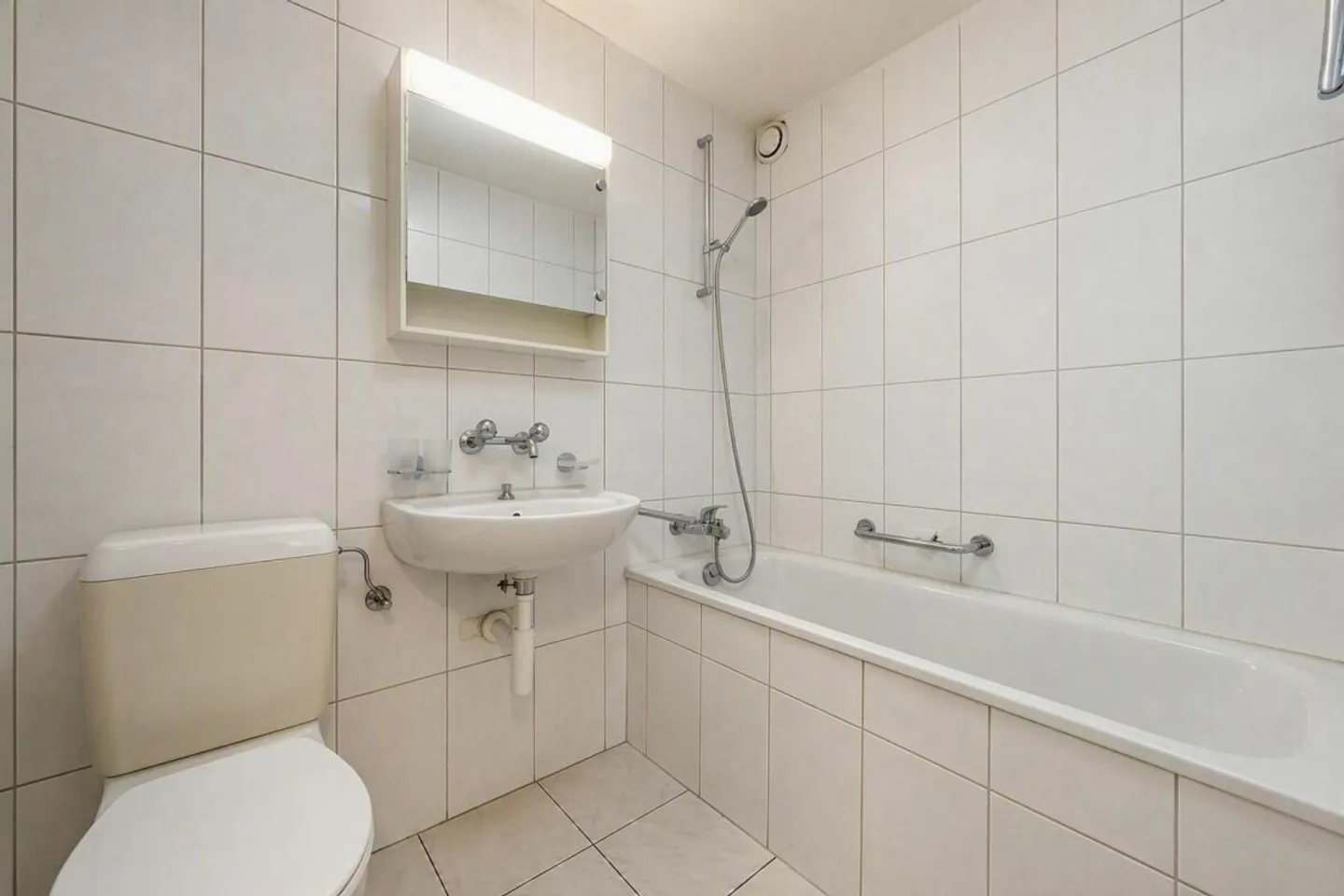 Appartamento 2.5 stanze con layout attraente copia - Foto 7 di 8