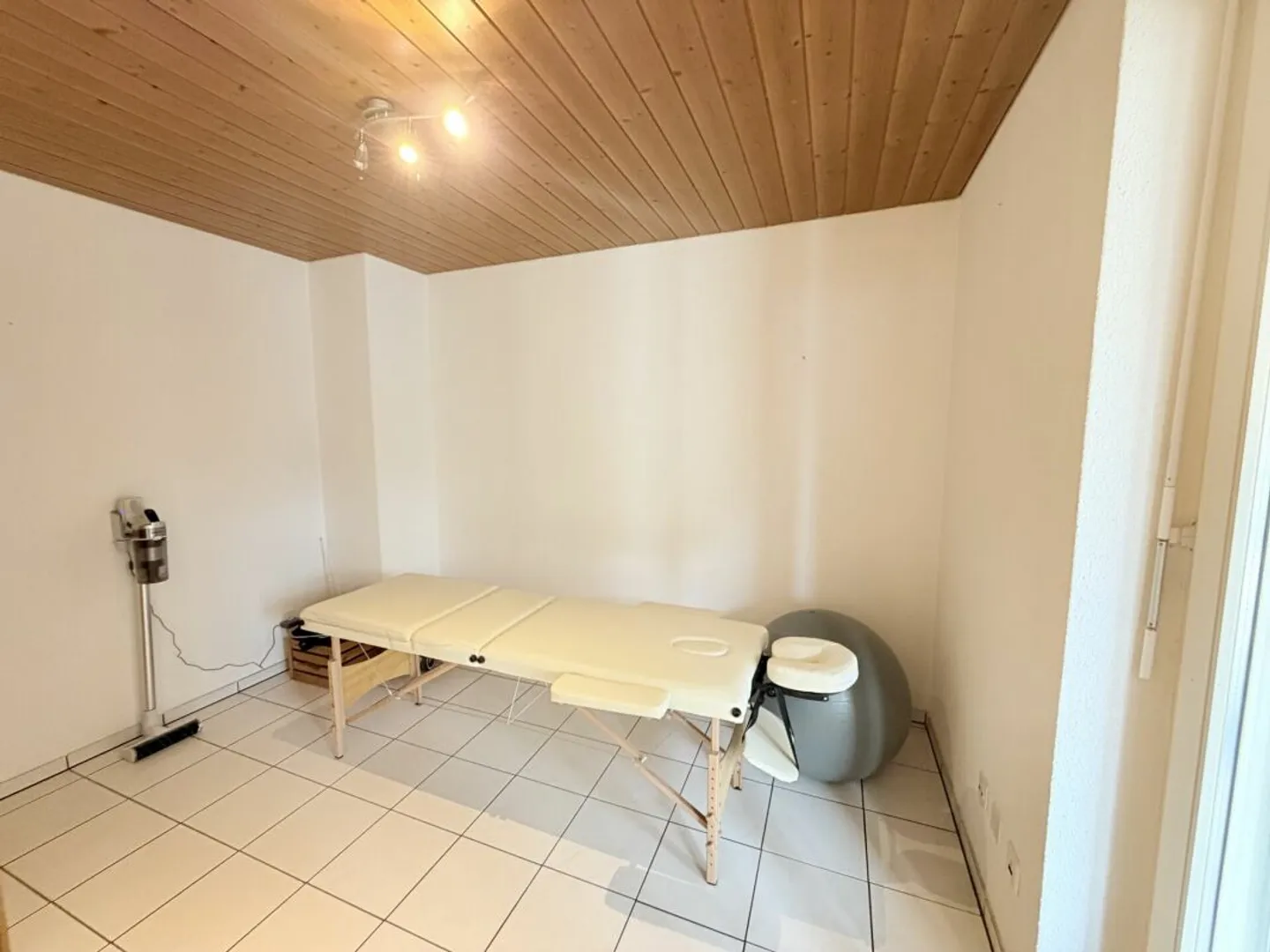 La tua nuova casa: casa bifamiliare di 6,5 stanze con giardino d'inverno - Foto 8 di 13