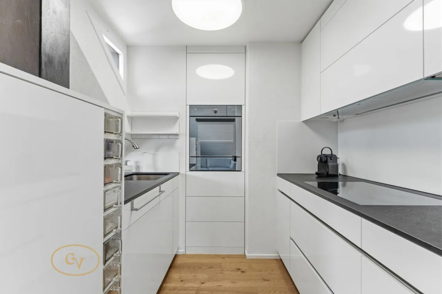Appartamento duplex soleggiato con charme nel cuore di Sins - Foto 6 di 13