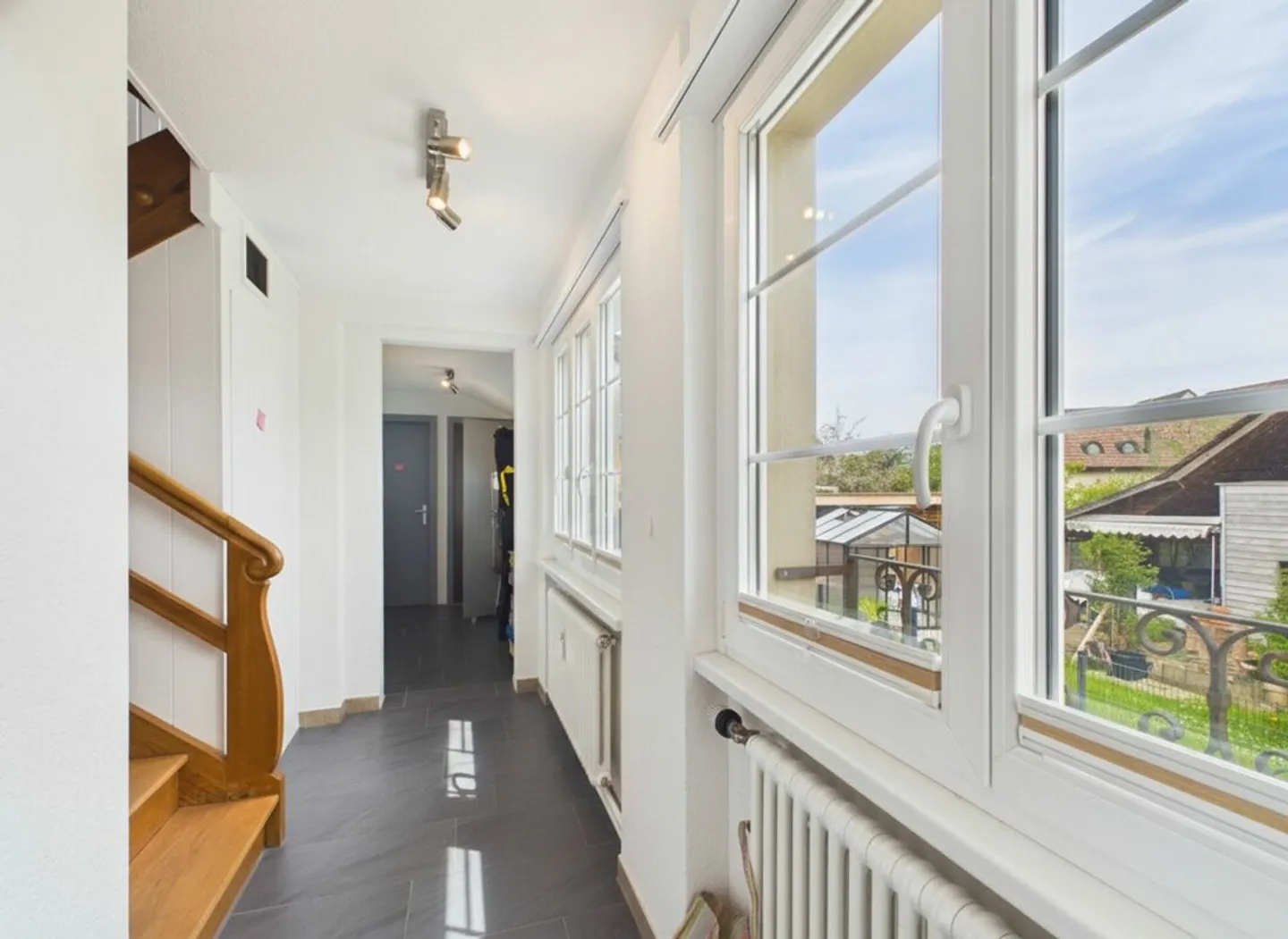 Charming farmhouse in the heart of the village - Photo 5 of 13