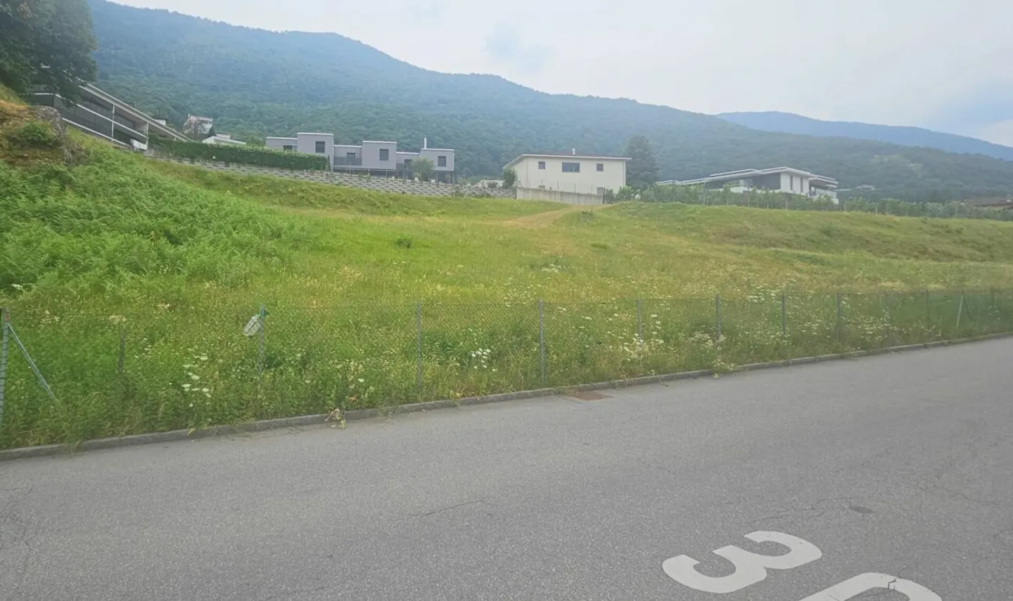 Terreno edificabile per villa - Foto 2 di 7