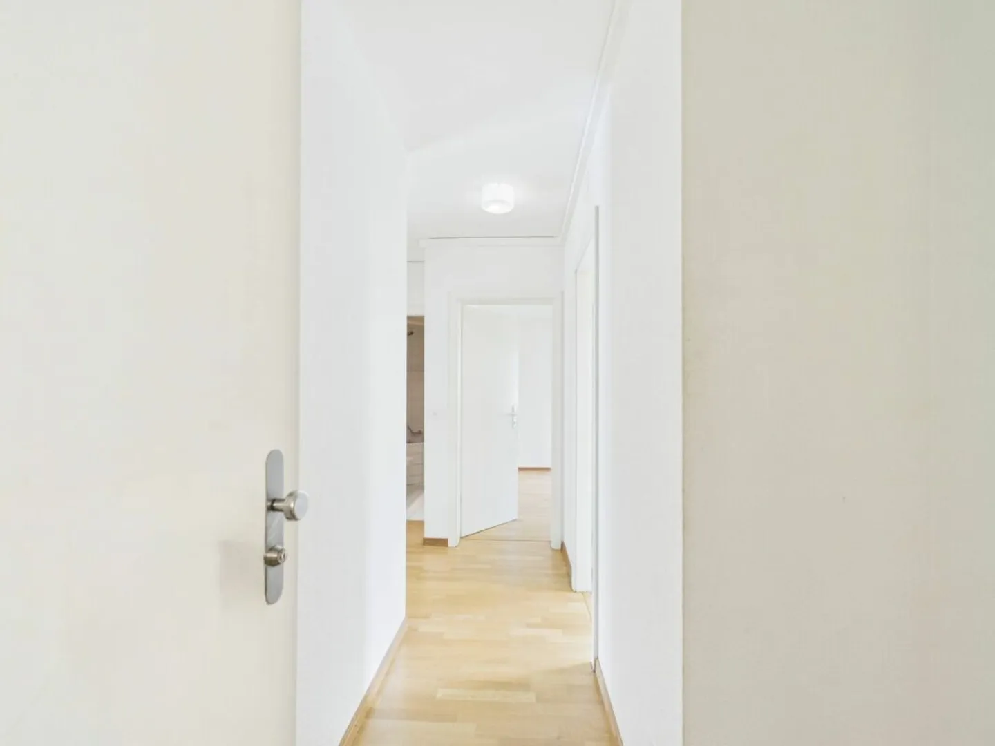 Geräumige Wohnung in Basel - Foto 3 von 6