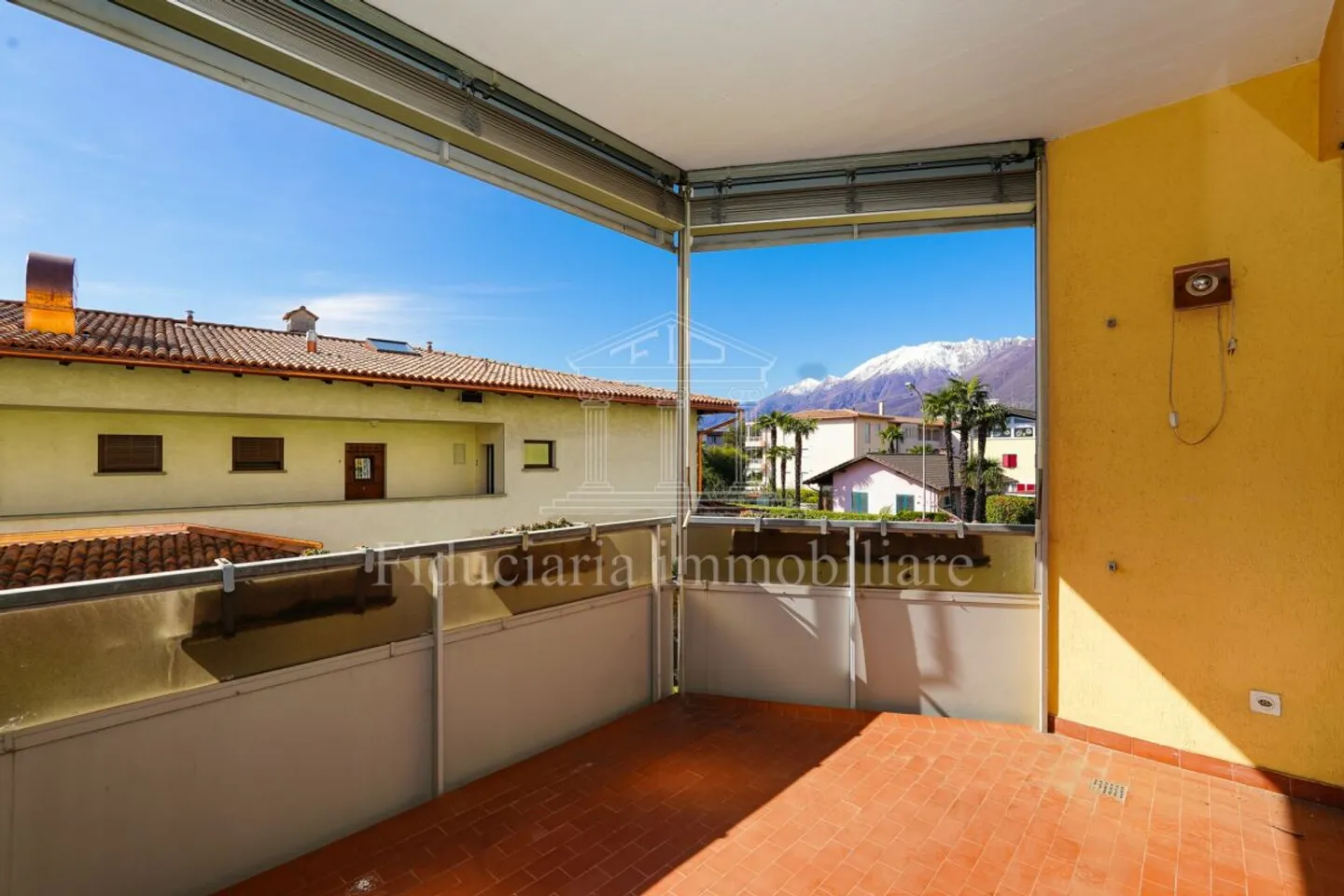 ASCONA - Cozy 2.5-Room Apartment - Photo 2 of 6