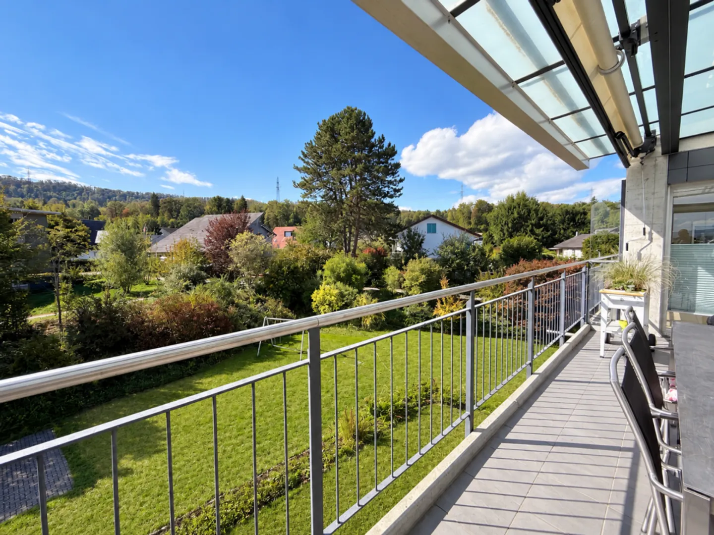 Wohnen wie im EFH! Zwei Etagen, 170m2 und zwei Terrassen - Foto 9 von 9