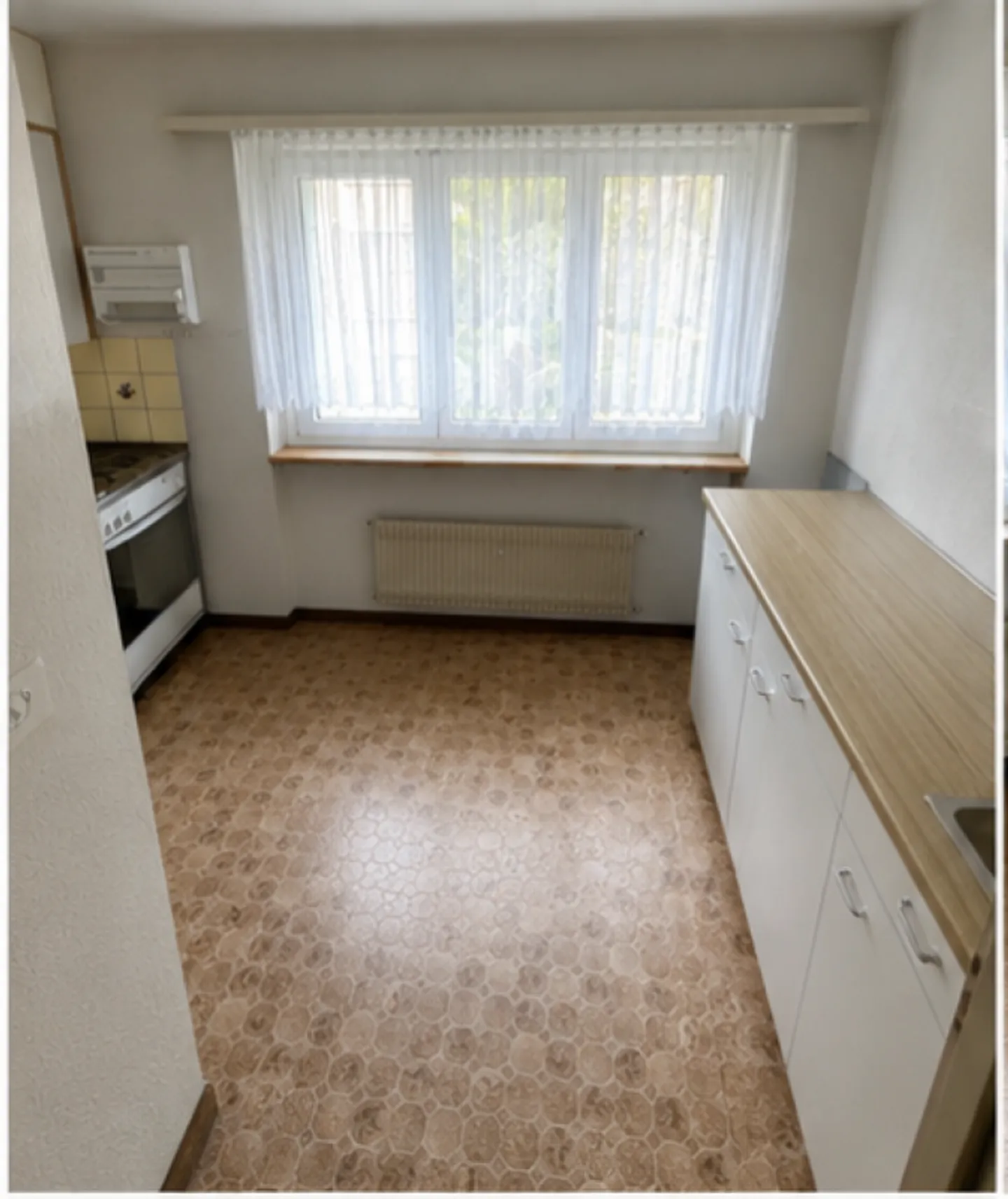 Apartment in a small multi-family house - Photo 4 of 10