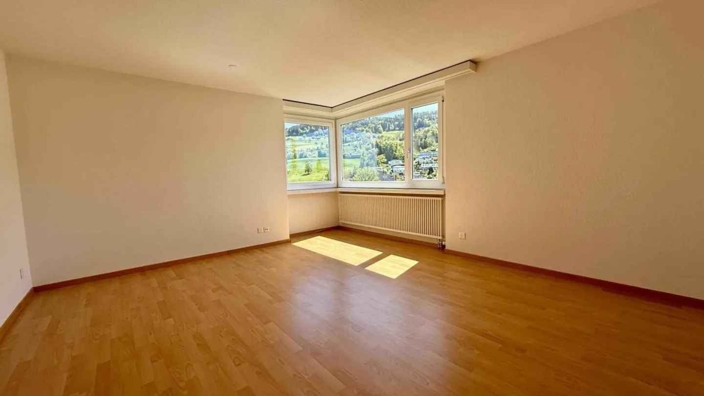 Appartement en attique de 3,5 pièces - Photo 4 sur 13