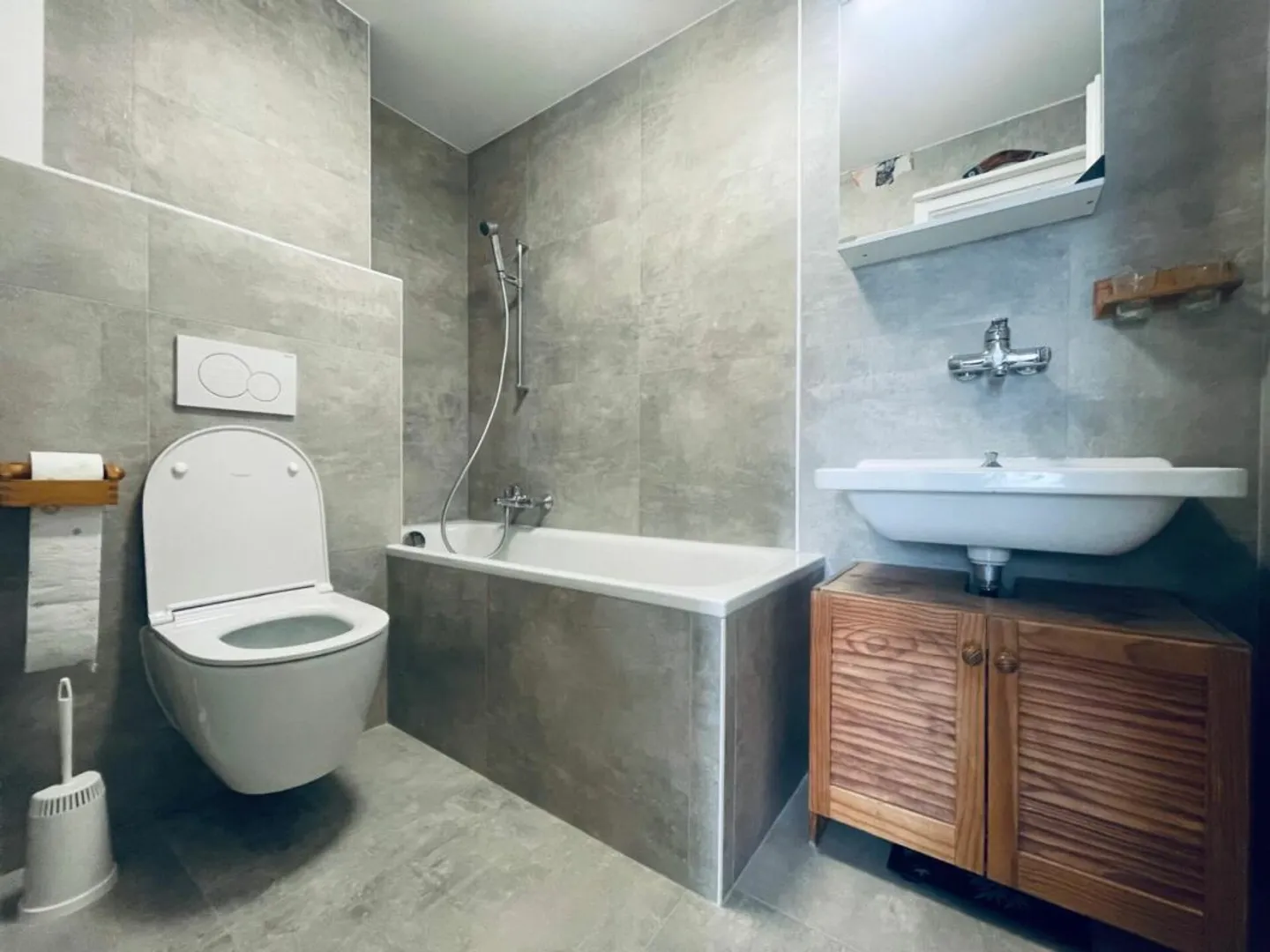 Investment Opportunity - 3.5 Room Apartment for Rent - Photo 6 of 7