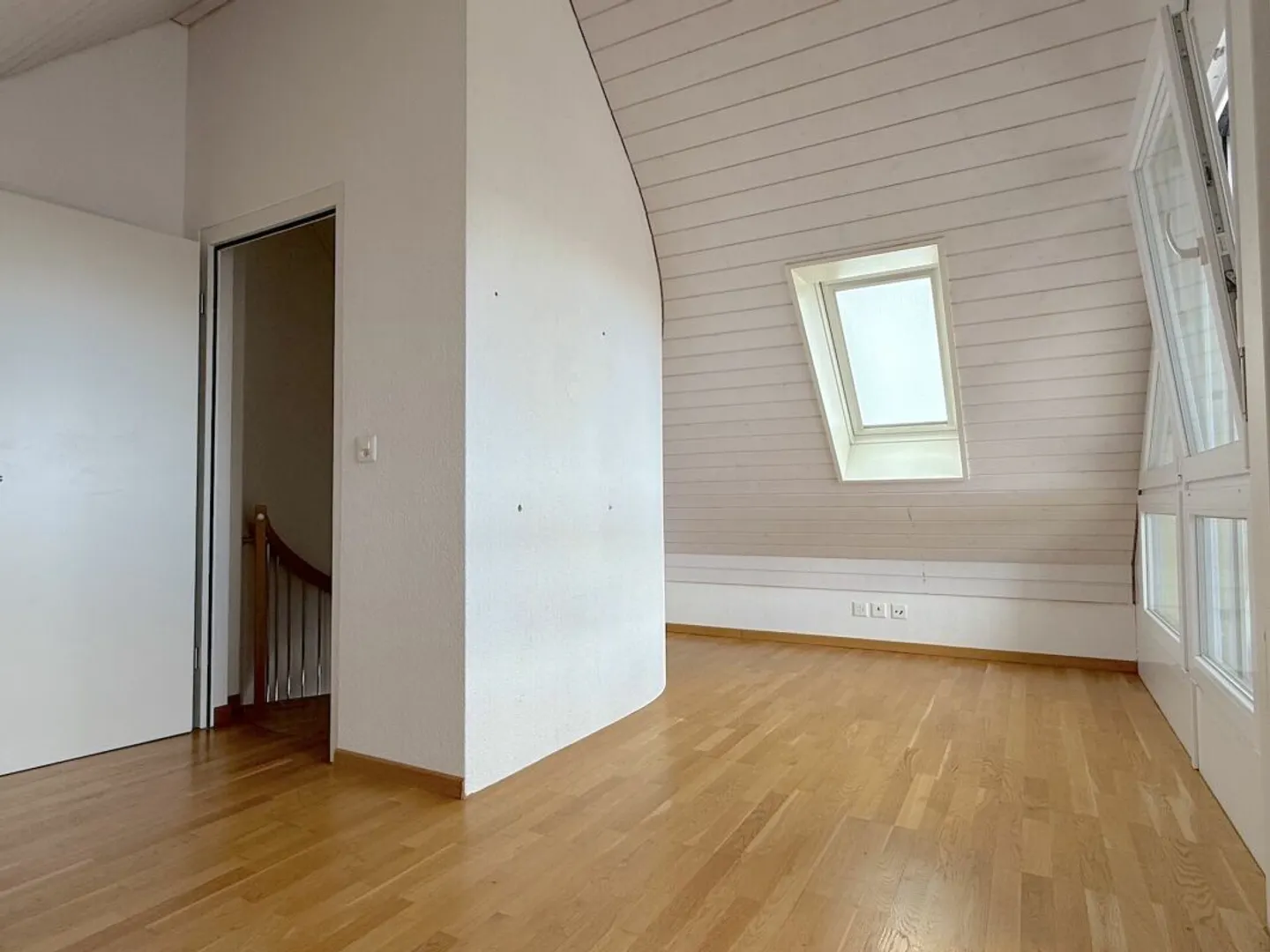 MAISONETTE APARTMENT - CENTRAL AND CLOSE TO THE TRAIN STATION - Photo 9 of 13