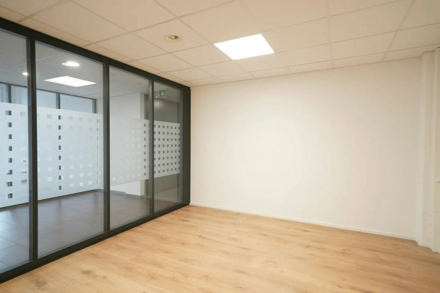 Uffici eleganti con vista spettacolare in posizione privilegiata - Foto 3 di 11