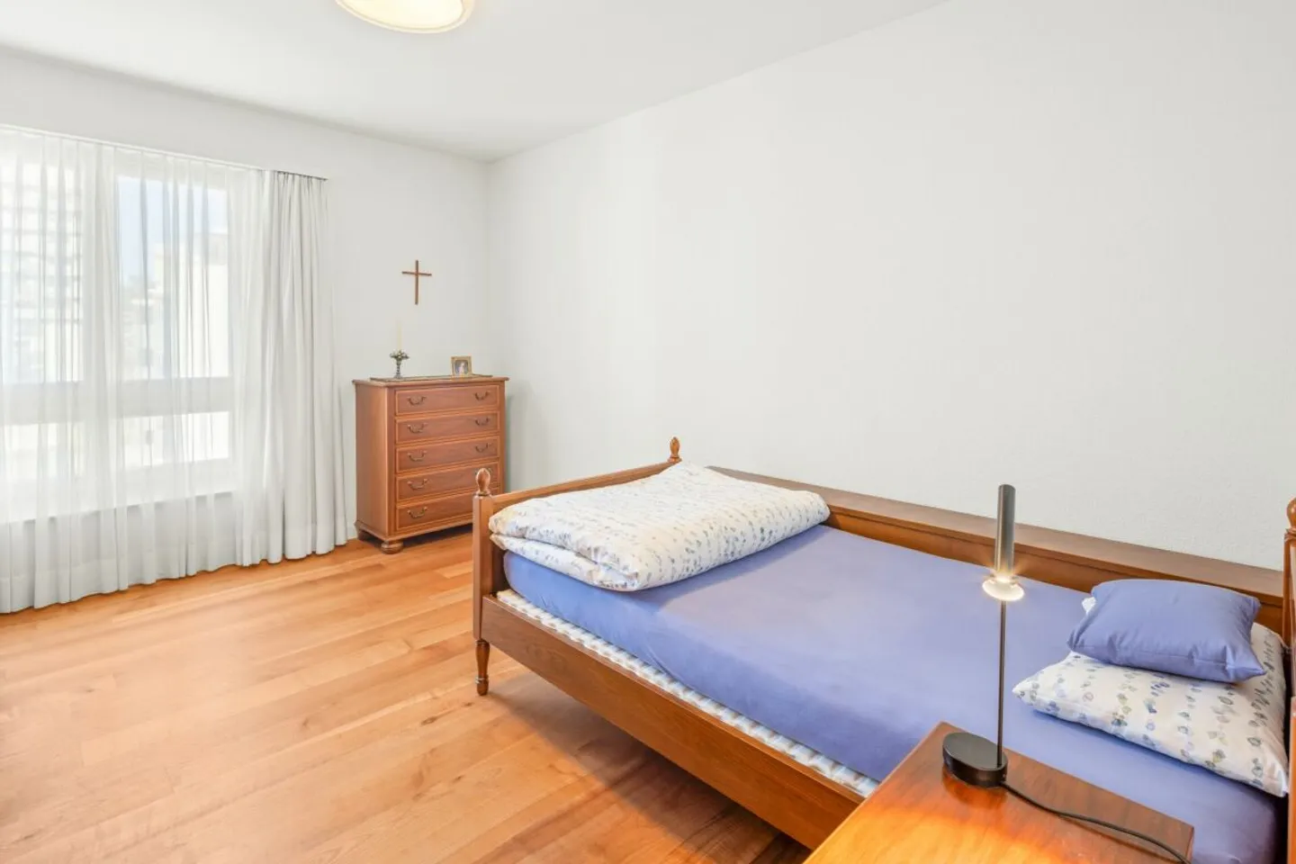 Zentrales Apartment mit Seeblick - Foto 7 von 13
