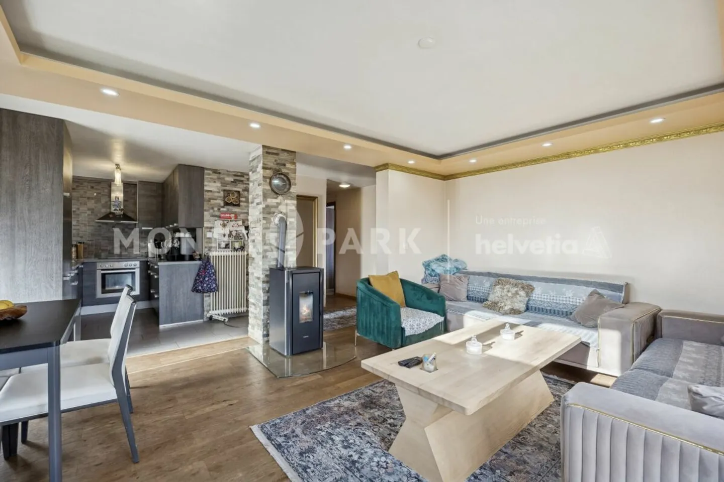 Einfamilienhaus mit 7 Zimmern - Foto 1 von 13