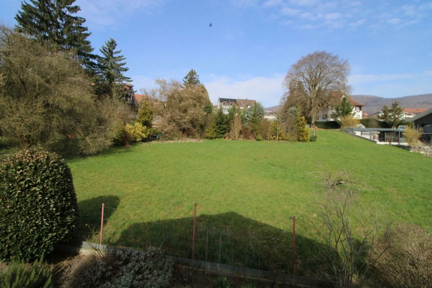 Votre paradis résidentiel dans un endroit calme - Photo 3 sur 13