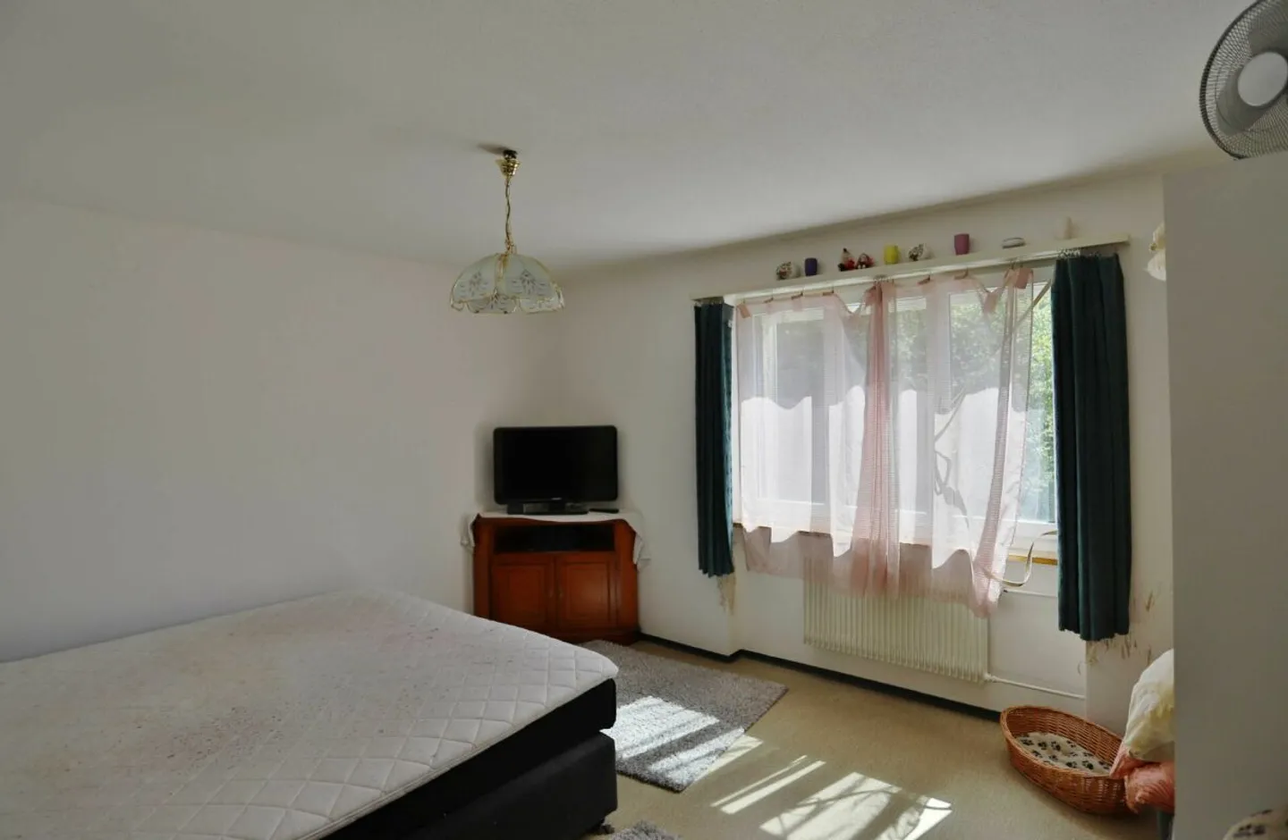 Appartement loué de 4.5 pièces avec vue sur la verdure - Photo 4 sur 8