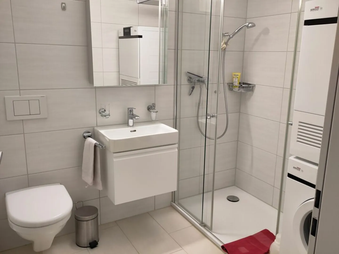 Your new home: modern, very sunny and quiet, centrally located 4.5-room apartment in Wattenwil - Photo 9 of 13