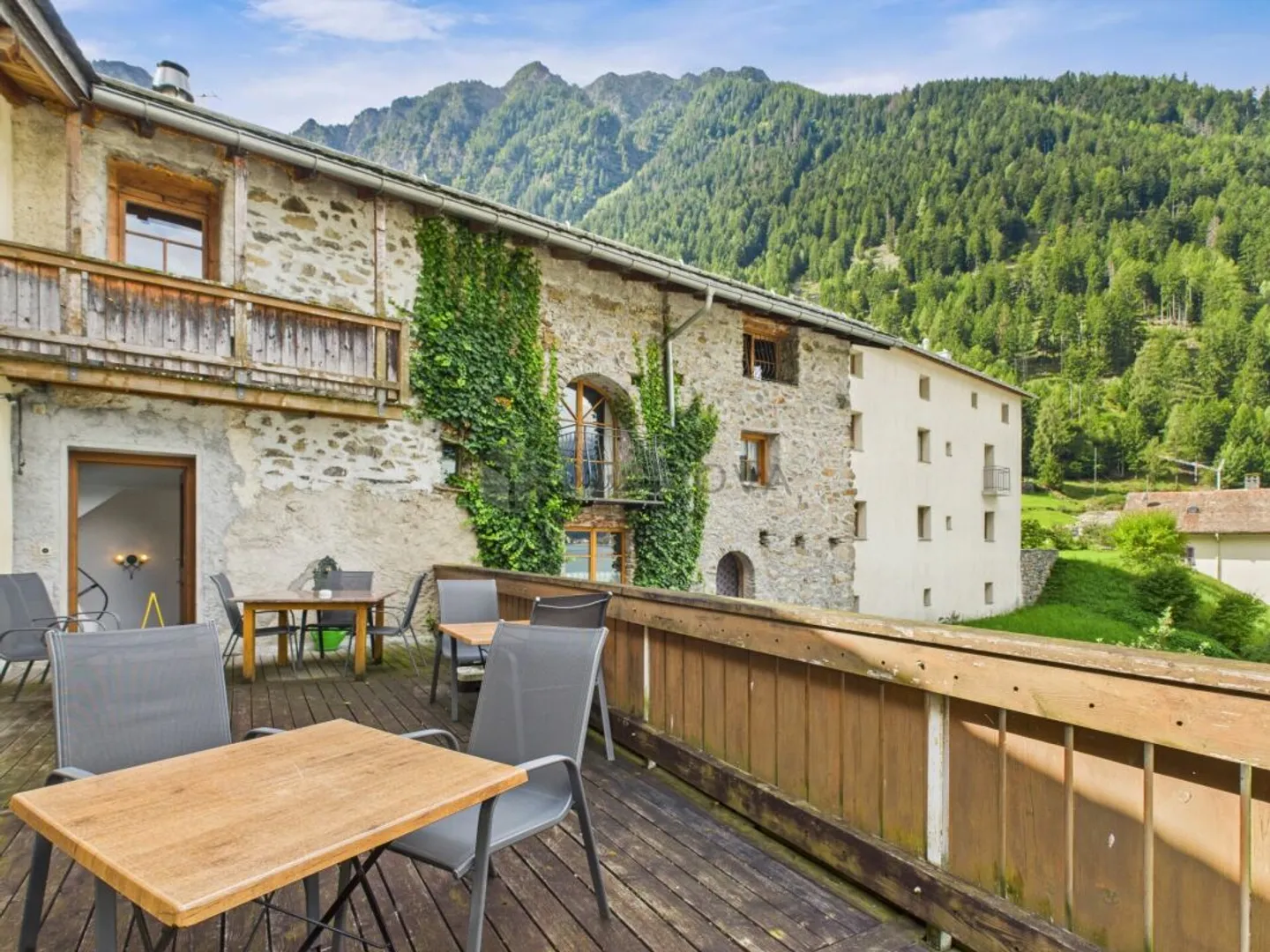 Hôtel & Restaurant avec appartements à Miralago - Photo 12 sur 13