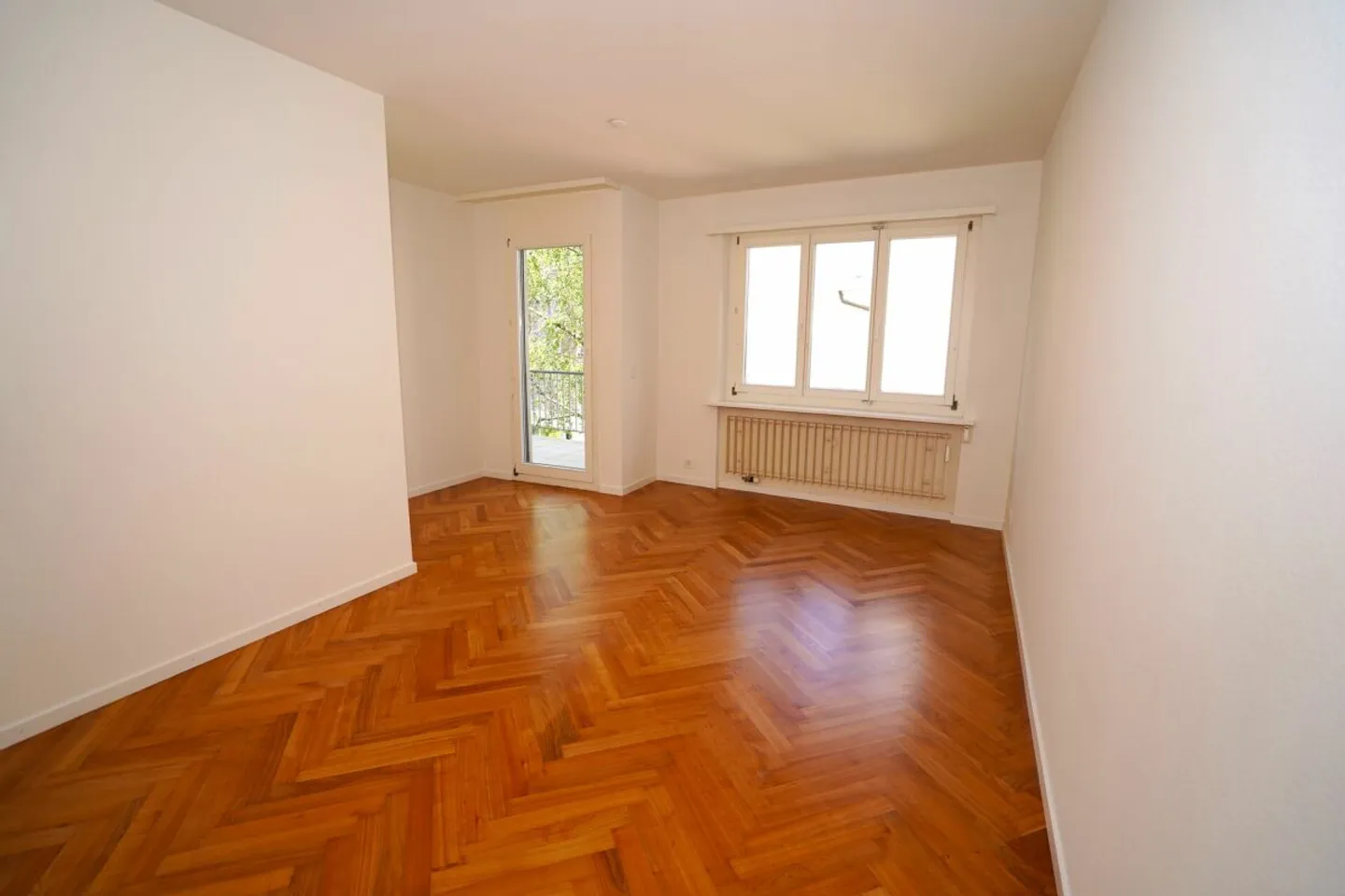 Casa plurifamiliare con 3 appartamenti nel quartiere centrale di Bachletten - Foto 9 di 13