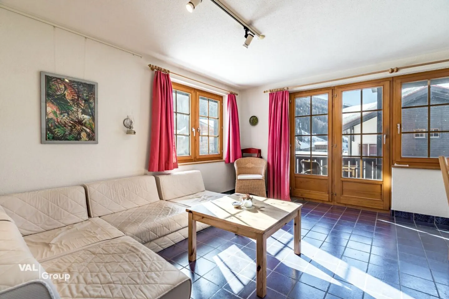 Natur, Ruhe und Langlauf vor der Haustüre - charmante 3.5-Zimmer-Ferienwohnung in Oberwald - Photo 7 of 13