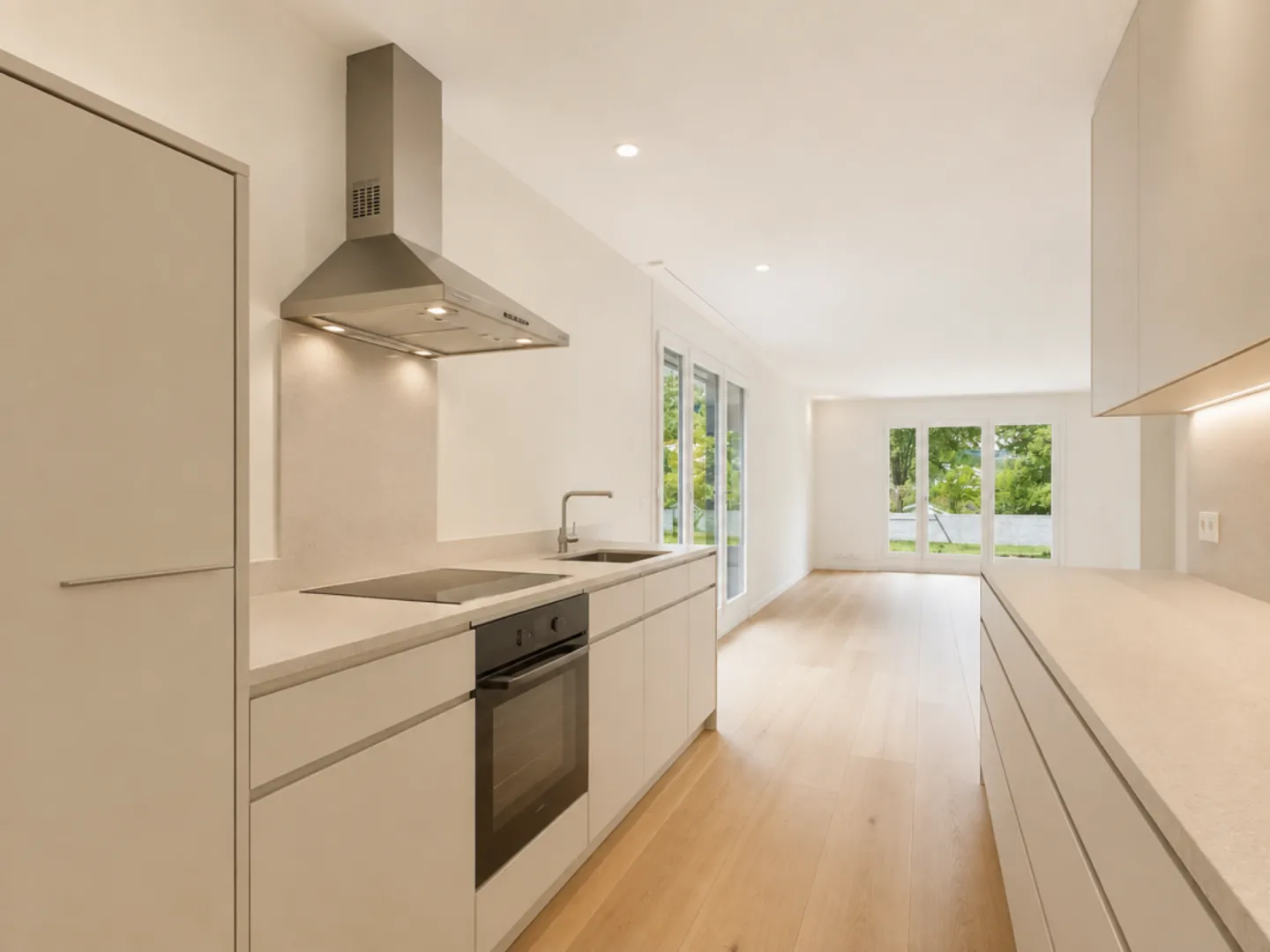 Ampio appartamento con giardino con potenziale - Progetta la tua nuova casa secondo i tuoi desideri - Foto 1 di 13