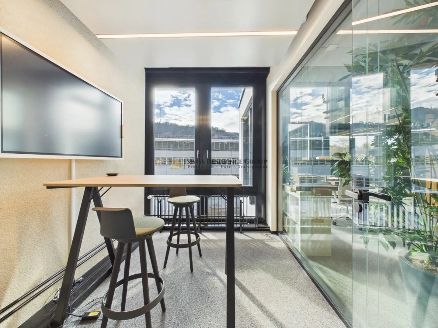 Unité de bureau élégante avec une touche urbaine dans un emplacement privilégié à Zurich - Photo 12 sur 13