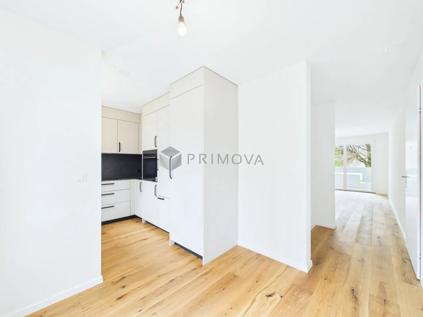 Appartamento 3.5 camere ristrutturato di alta qualità in una zona residenziale ricercata - Foto 6 di 12