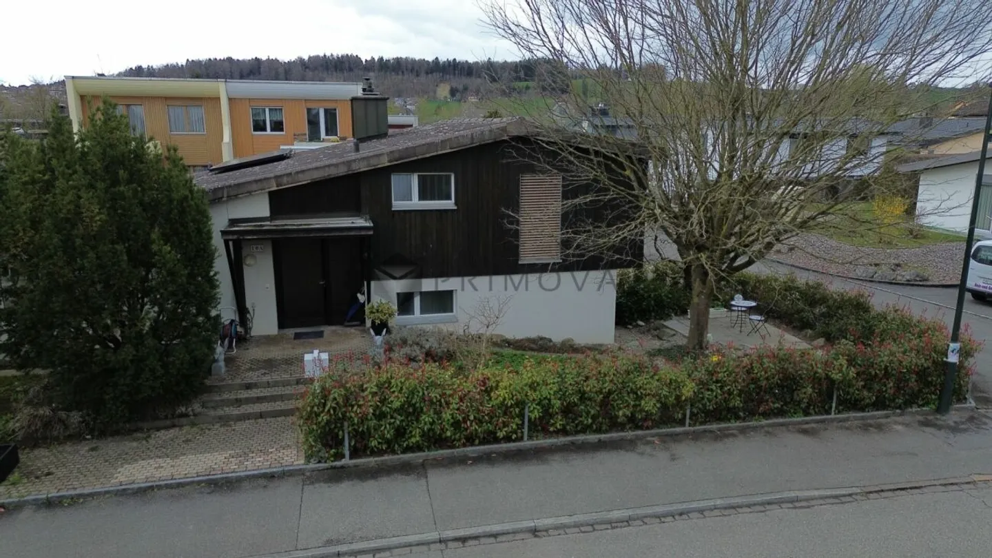 Charmantes Einfamilienhaus sucht einen neuen Besitzer! - Foto 1 di 13