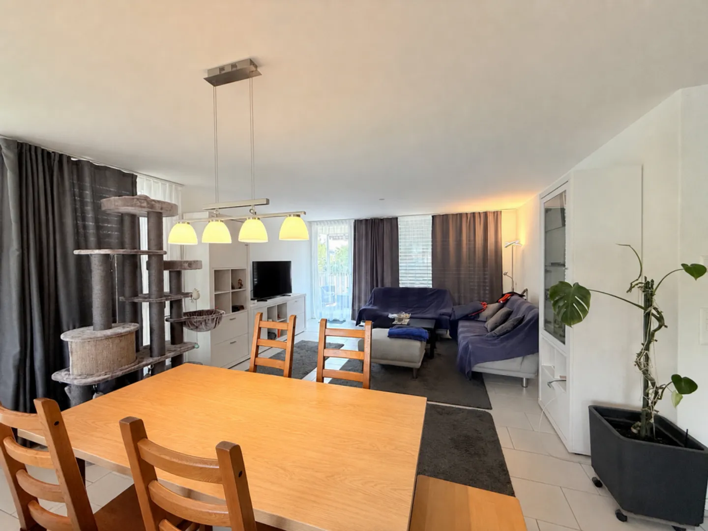 Grosszügige 4.5 Zimmer Wohnung in Aarwangen - Foto 5 di 13
