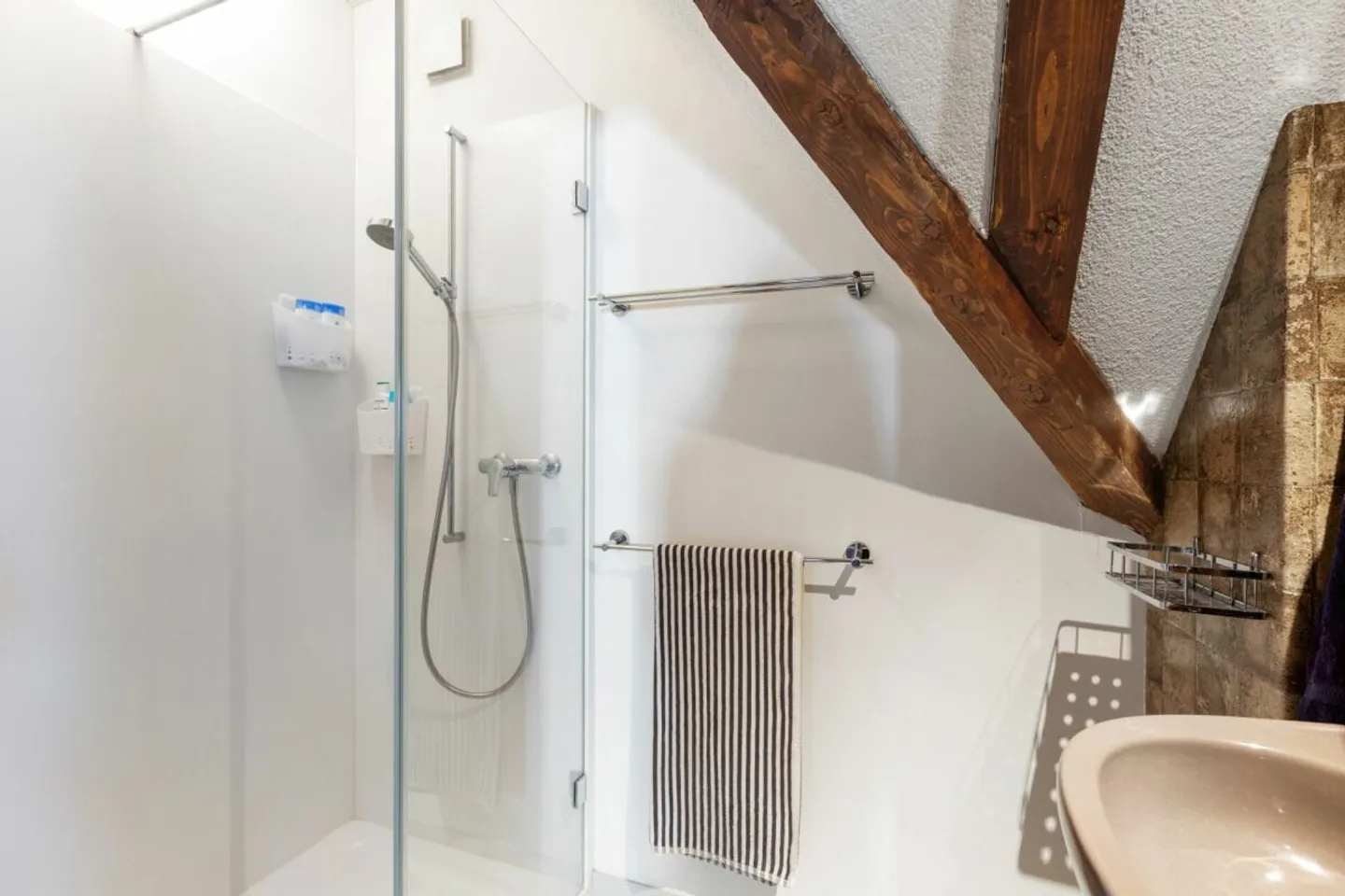 Geschichtsträchtiges Anwesen - Foto 12 von 13