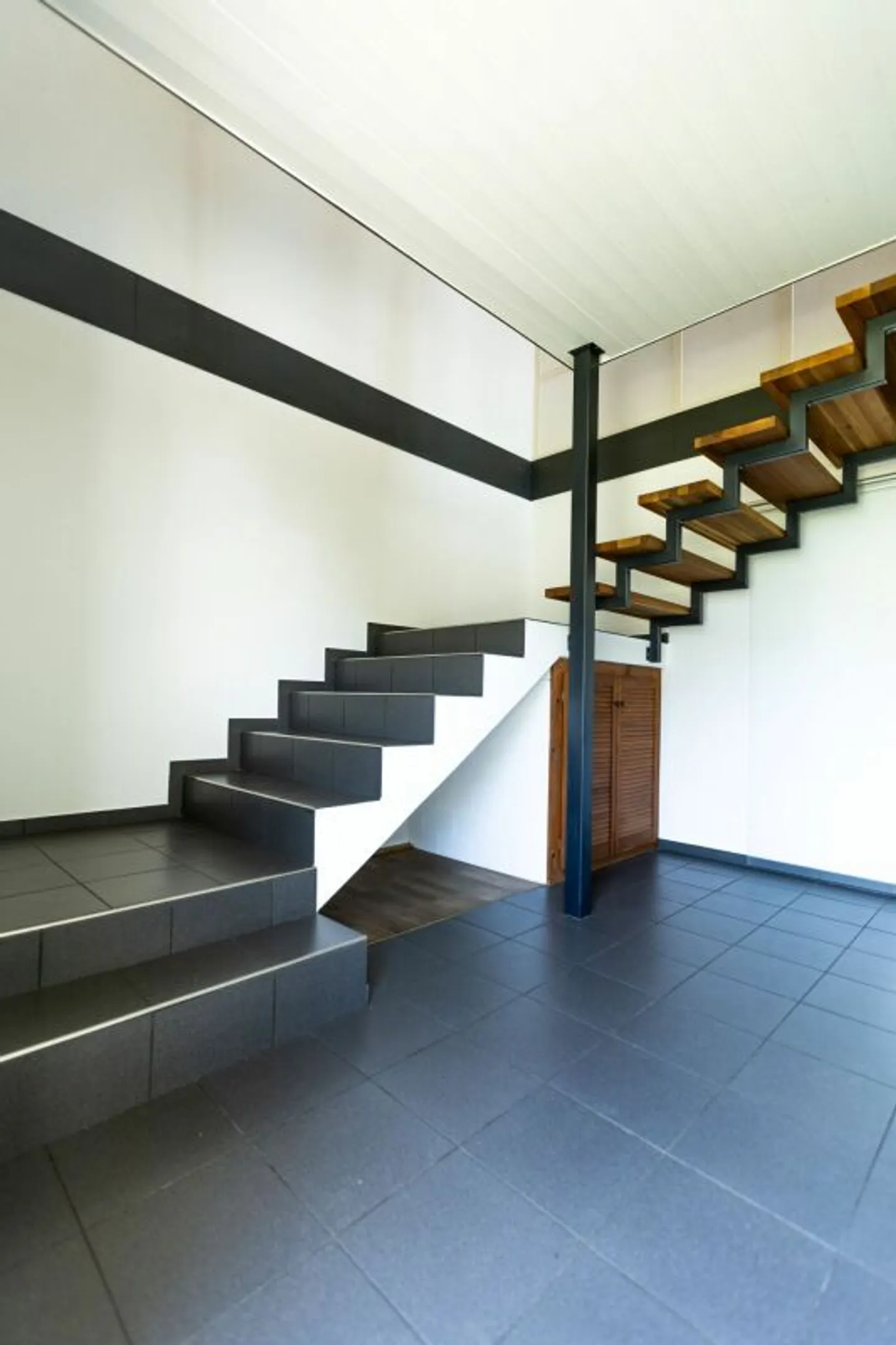 Appartamento loft con grande terrazza - Foto 4 di 13