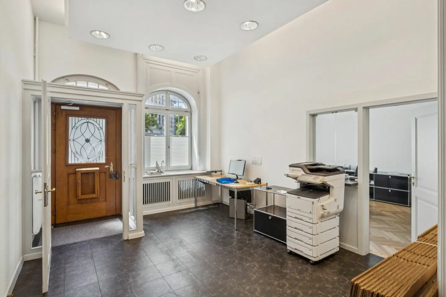 Residential and Commercial Building on Aeschenplatz - Invest in the Heart of the City - Photo 2 of 13