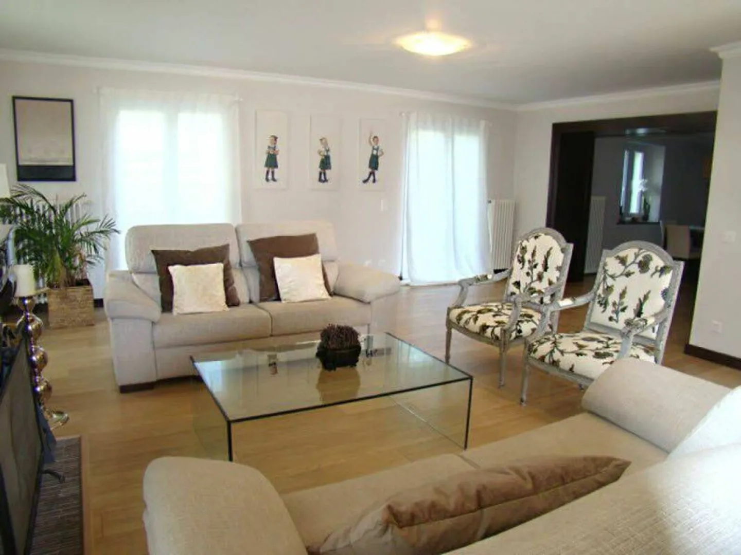 Villa gemella d'angolo a Chavannes-des-Bois - Foto 9 di 13