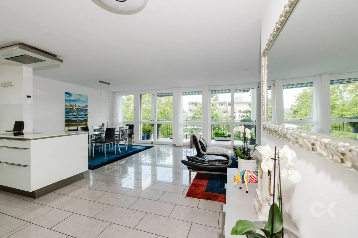 Esclusiva Oasi sul Giardino Pensile - Il Vostro Rifugio di Classe Superiore! - Foto 4 di 13