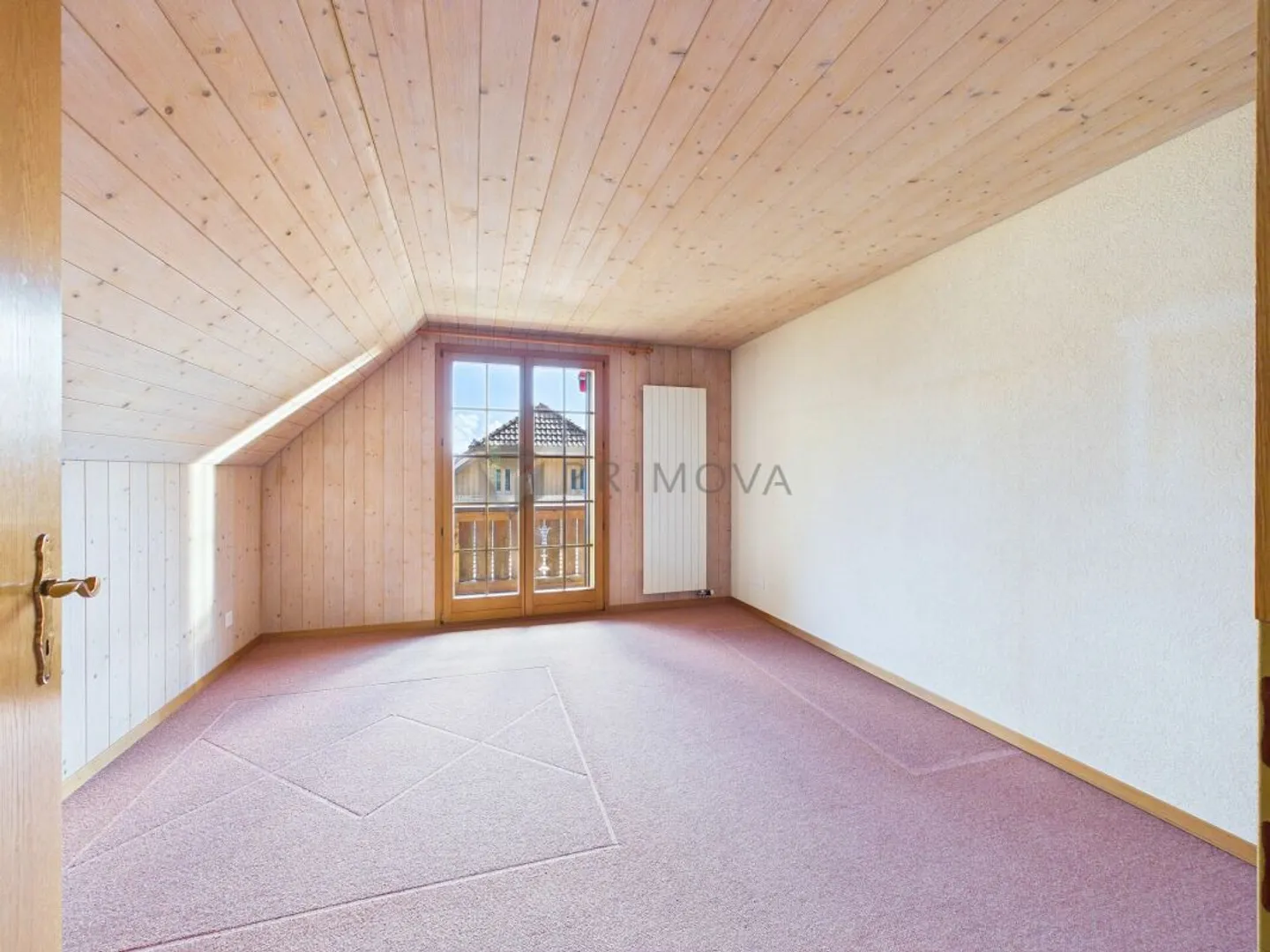 Charming Detached House with Far-Reaching Views and Potential - Photo 5 of 13