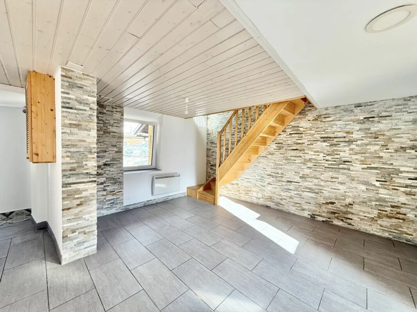 House with 2 apartments in Fully - Photo 7 of 13