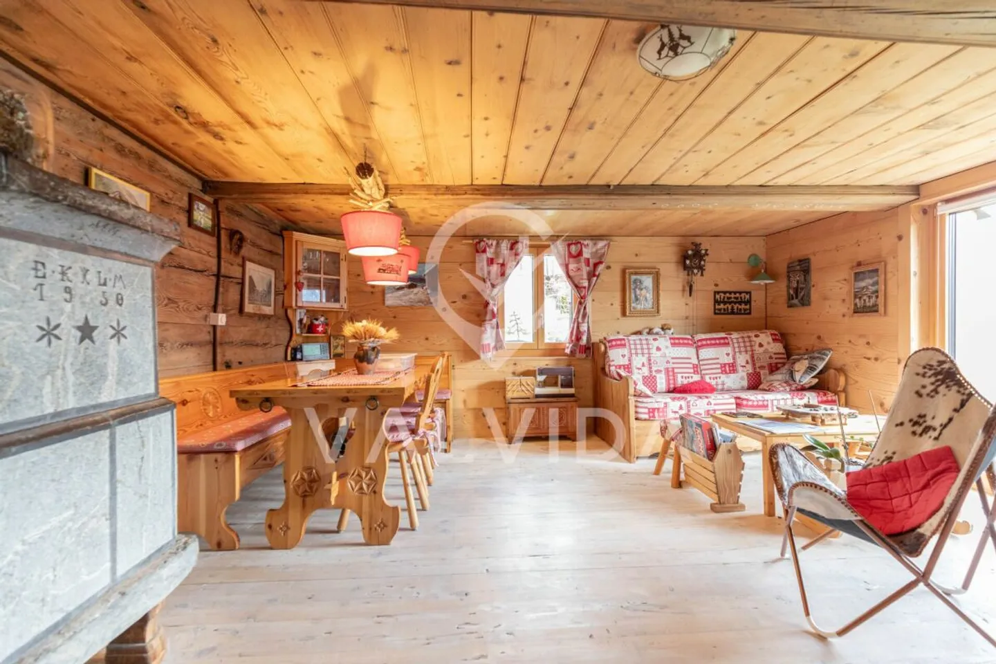 La tradition rencontre la modernité - appartement de 5,5 pièces rénové avec soin avec jardin potager - Photo 7 sur 13