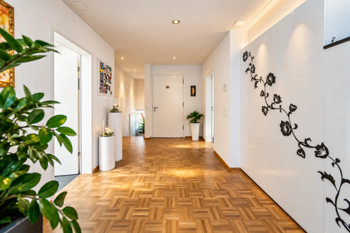 Above the rooftops of Herisau - exclusive 5.5-room penthouse apartment with two terraces and private lift access - Photo 4 of 13