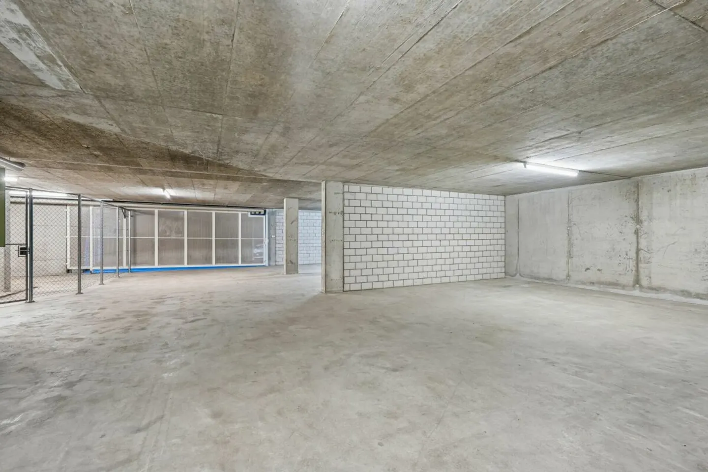Espace pour votre entreprise - Photo 9 sur 12