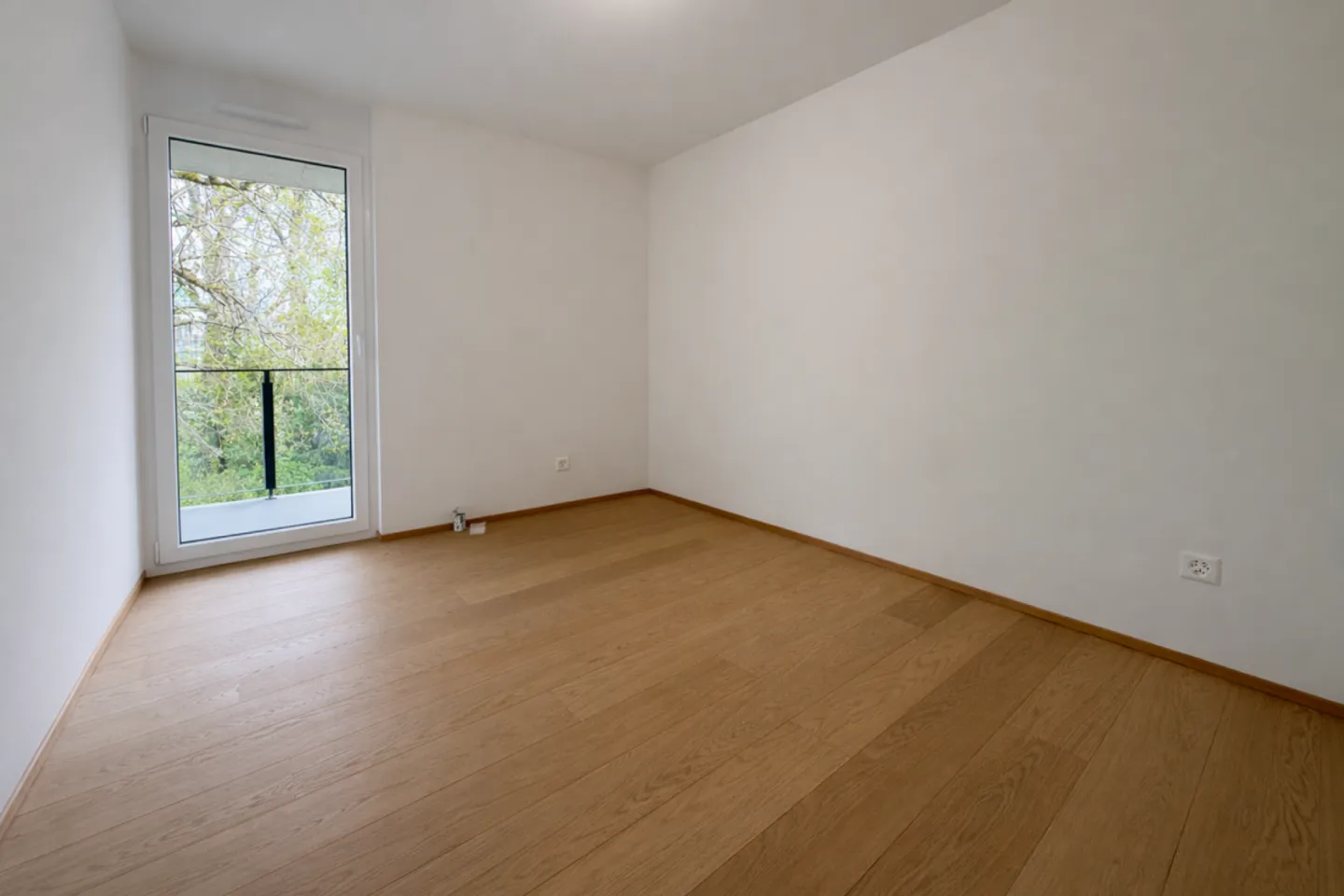 Zeitgemäße Wohnung mit Balkonen - Foto 5 von 13